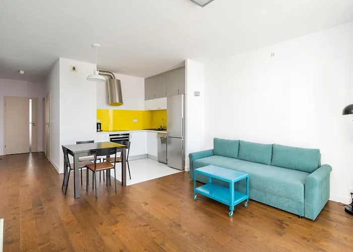 Metro Mlociny Stylish Apartment